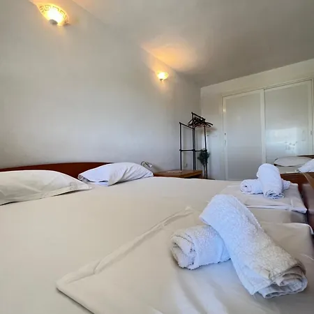 بيت ضيافة H&m