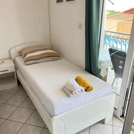 بيت ضيافة H&m