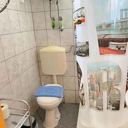 H&m بيت ضيافة