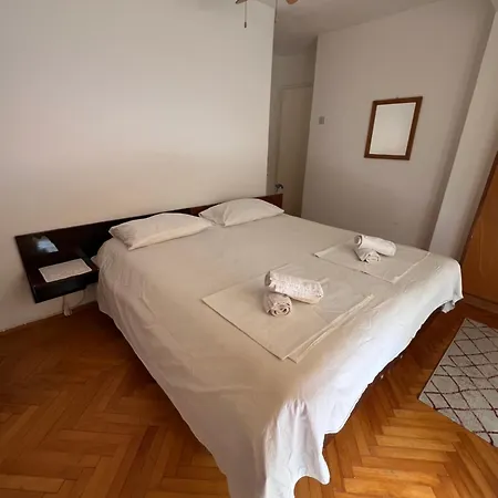 H&m 게스트하우스 *